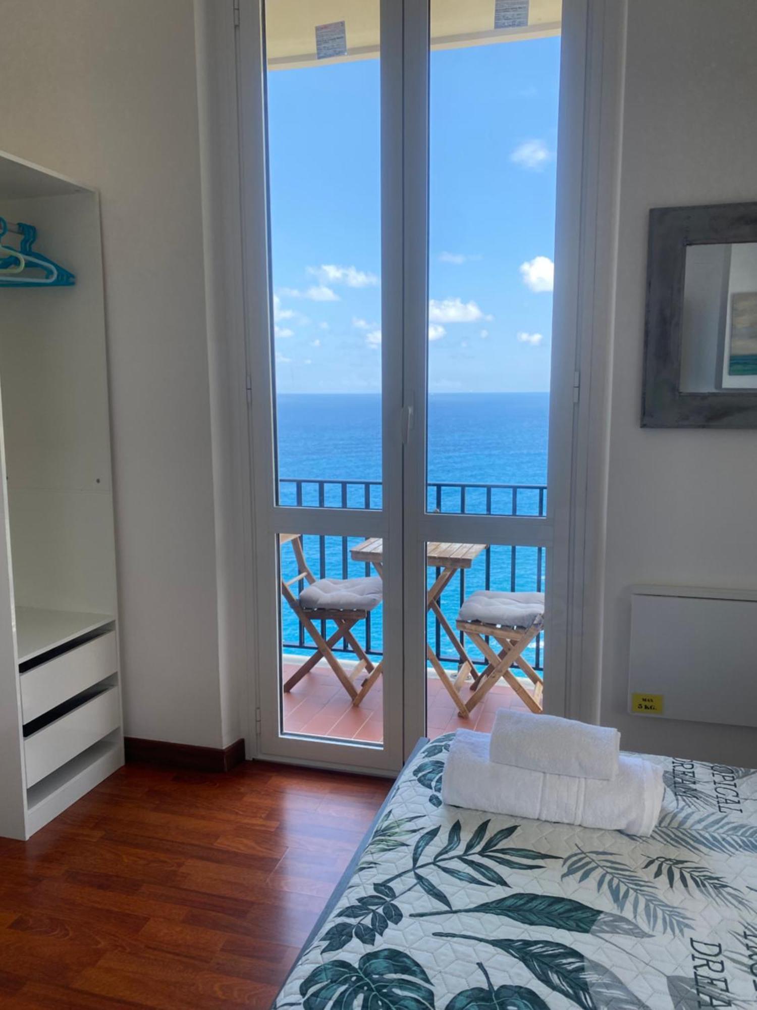 Sollevante Guest House Riomaggiore Exterior photo